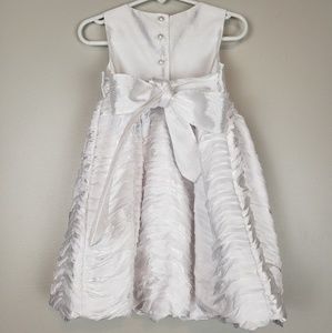 Pippa & Julie 3T dress sleeveless white flowergirl